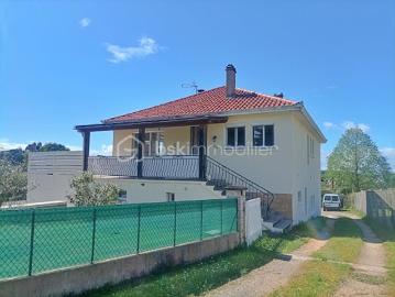 Vente Maison 10 pièces 140 m2 Gourdon