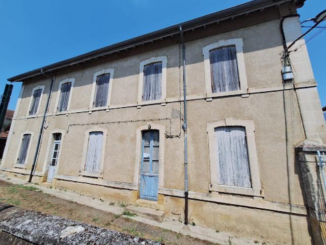 Vente Maison 10 pièces 160 m2 Riscle