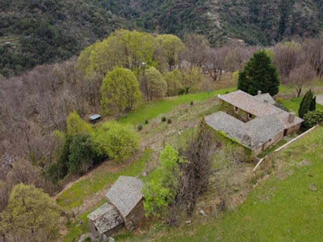 Vente Maison 10 pièces 160 m2 Saint Germain de Calberte