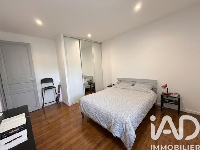 Vente Maison 10 pièces 169 m2 Sainte genevieve des bois