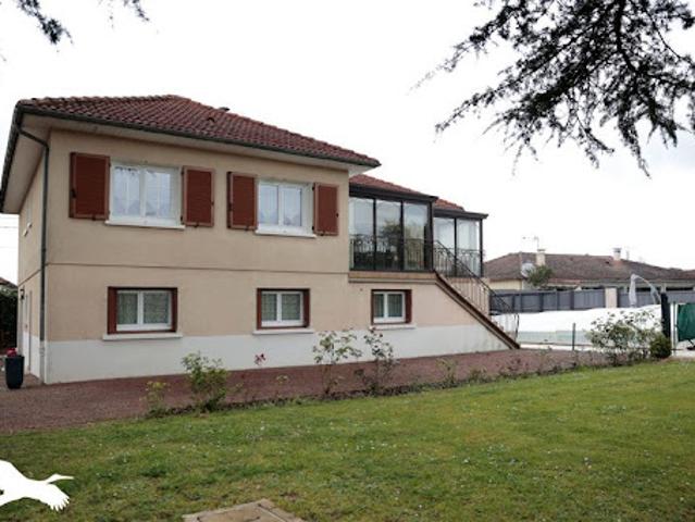 Vente Maison 10 pièces 170 m2 Bellac
