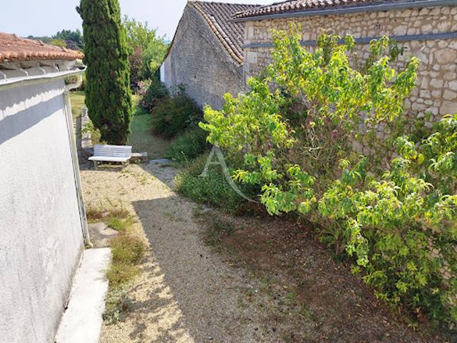 Vente Maison 10 pièces 171.67 m2 Lorignac
