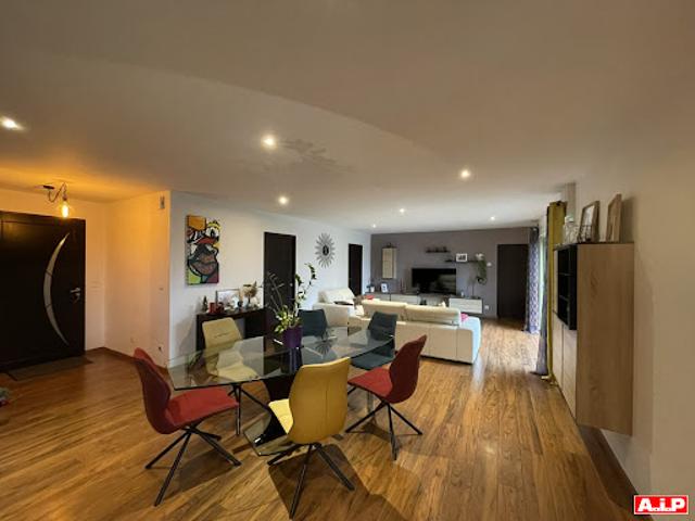 Vente Maison 10 pièces 172 m2 Chantonnay