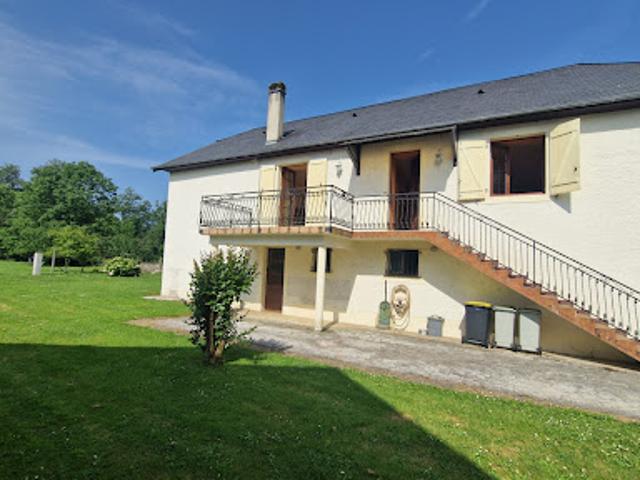 Vente Maison 10 pièces 174 m2 Ogeu les Bains