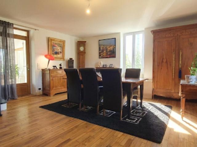 Vente Maison 10 pièces 180 m2 Léobard
