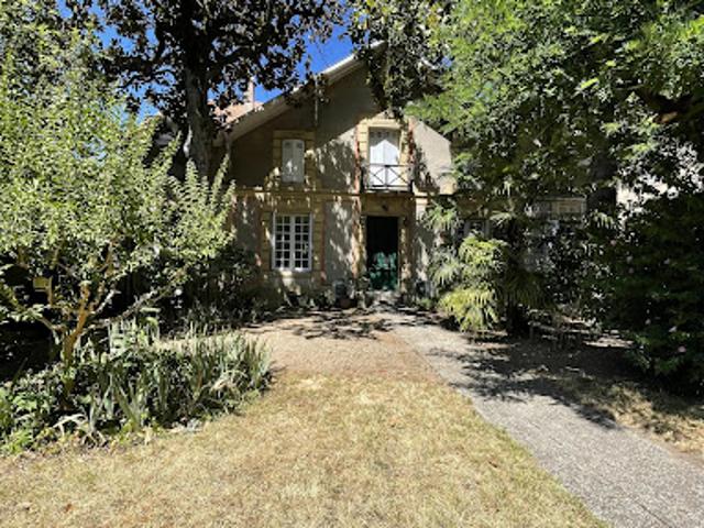 Vente Maison 10 pièces 182.85 m2 Bergerac