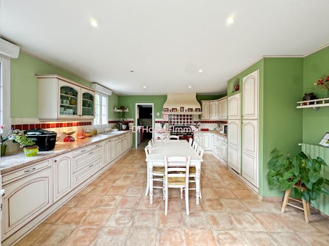 Vente Maison 10 pièces 182 m2 Ige