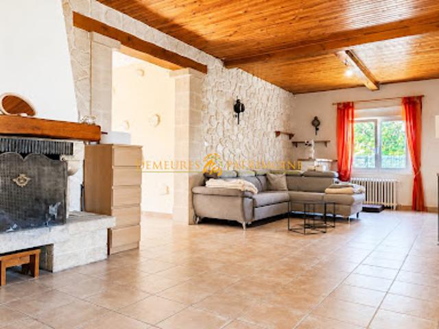 Vente Maison 10 pièces 182 m2 Saint Yrieix sur Charente