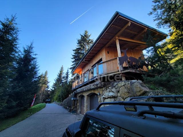 Vente Maison 10 pièces 187 m2 Les Déserts