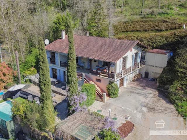 Vente Maison 10 pièces 187 m2 Saint Antonin Noble Val