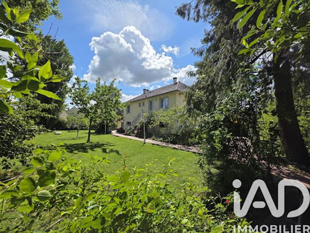 Vente Maison 10 pièces 185 m2 Cernay la Ville