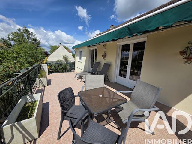 Vente Maison 10 pièces 185 m2 Cernay la Ville