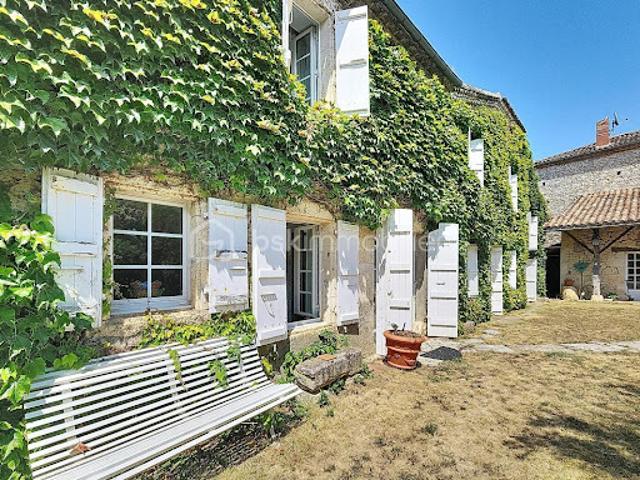 Vente Maison 10 pièces 181 m2 Saint Clar