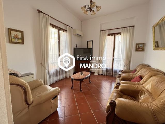 Vente Maison 10 pièces 188.55 m2 Ille sur Têt