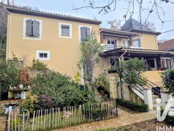Vente Maison 10 pièces 188 m2 Lamagdelaine