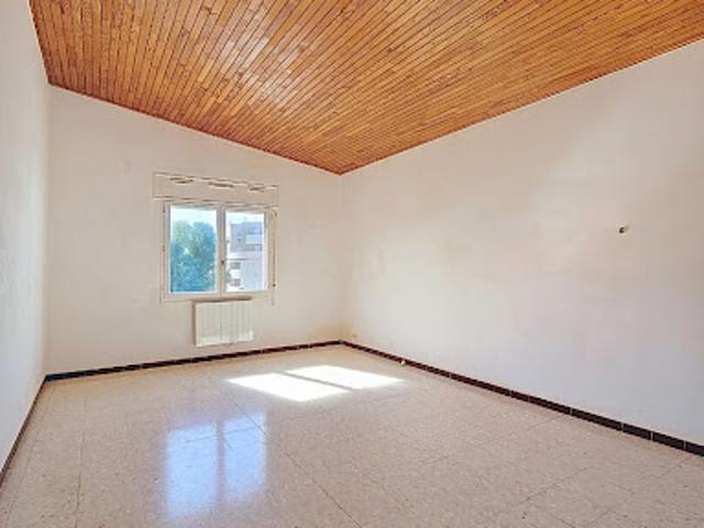 Vente Maison 10 pièces 188 m2 Nimes