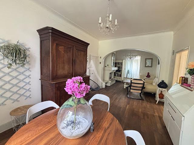 Vente Maison 10 pièces 190 m2 Cours les Barres