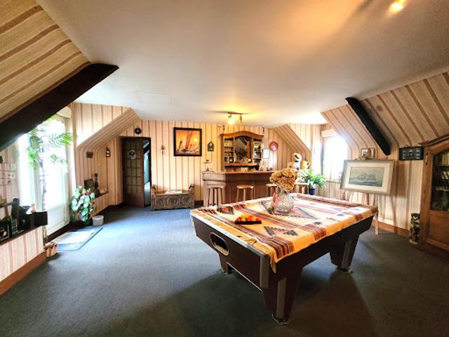 Vente Maison 10 pièces 197 m2 Trémeheuc