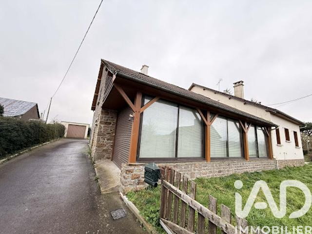 Vente Maison 10 pièces 197 m2 Isigny le Buat