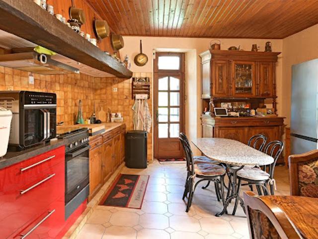 Vente Maison 10 pièces 197 m2 Saint Florent sur Auzonnet