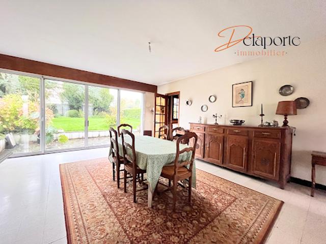 Vente Maison 10 pièces 194 m2 Bernaville
