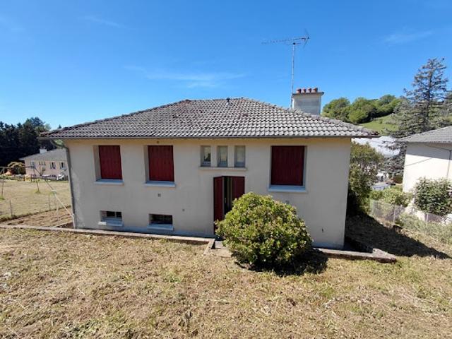 Vente Maison 10 pièces 100 m2 Montsalvy