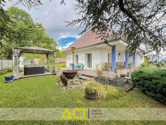 Vente Maison 10 pièces 240 m2 Hurigny