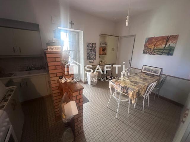 Vente Maison 10 pièces 240 m2 Le Lion d'Angers