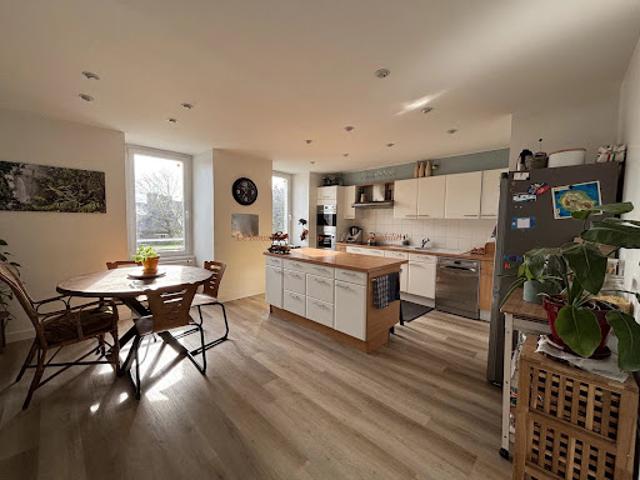 Vente Maison 10 pièces 240 m2 Locminé