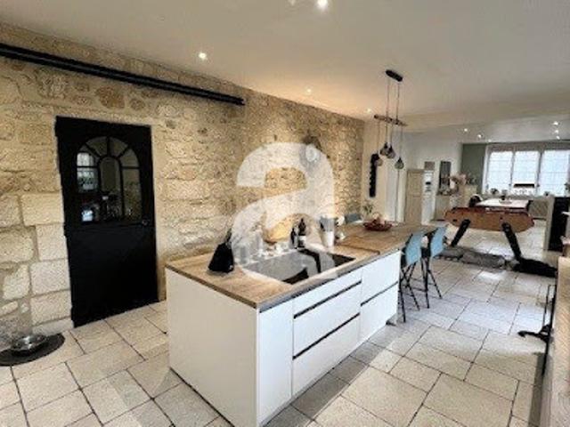 Vente Maison 10 pièces 240 m2 Soissons