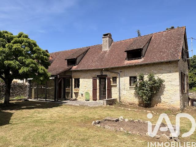 Vente Maison 10 pièces 241 m2 Tauriac