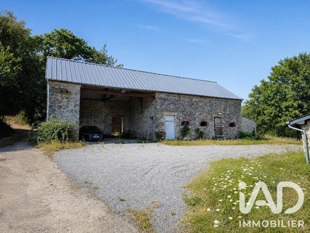 Vente Maison 10 pièces 241 m2 Crennes sur Fraubée