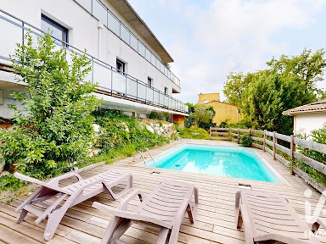Vente Maison 10 pièces 241 m2 Pechbonnieu