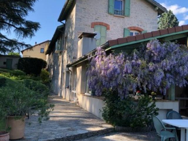 Vente Maison 10 pièces 241 m2 Saint Martin la Plaine