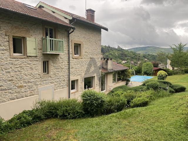 Vente Maison 10 pièces 241 m2 Saint Martin la Plaine