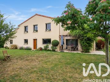 Vente Maison 10 pièces 242 m2 Verrieres