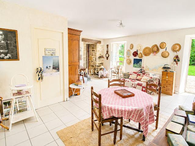 Vente Maison 10 pièces 242 m2 Lancieux