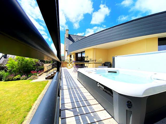 Vente Maison 10 pièces 242 m2 Plouescat