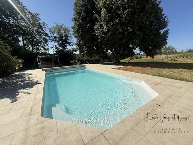 Vente Maison 10 pièces 242 m2 Sauveterre de Guyenne
