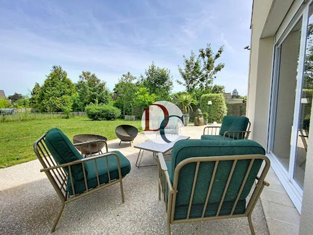 Vente Maison 10 pièces 242 m2 Senlis