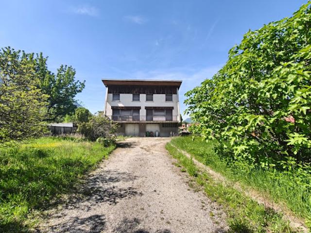 Vente Maison 10 pièces 247 m2 Fontaine