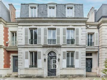Vente Maison 10 pièces 244 m2 Saint Germain en Laye