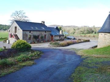 Vente Maison 10 pièces 245 m2 Langoëlan