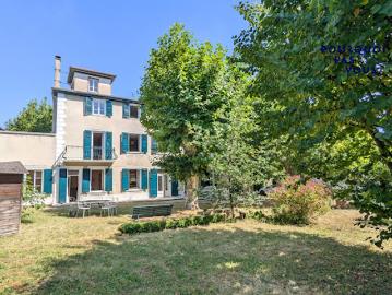 Vente Maison 10 pièces 245 m2 Oullins