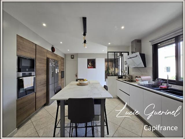 Vente Maison 10 pièces 246 m2 Rougé