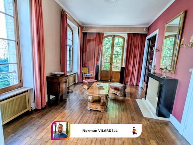 Vente Maison 10 pièces 246 m2 Saint Georges de Commiers