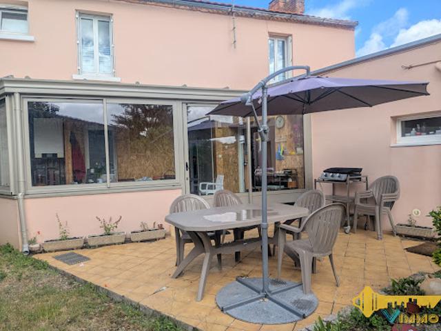 Vente Maison 10 pièces 246 m2 Sainte Pazanne