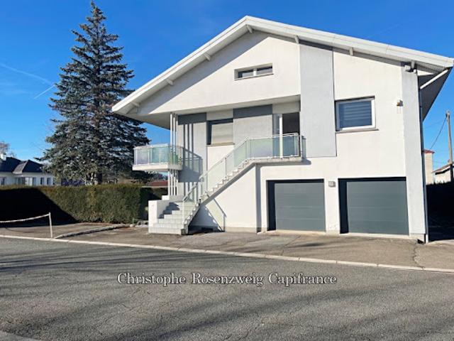 Vente Maison 10 pièces 249 m2 Valentigney