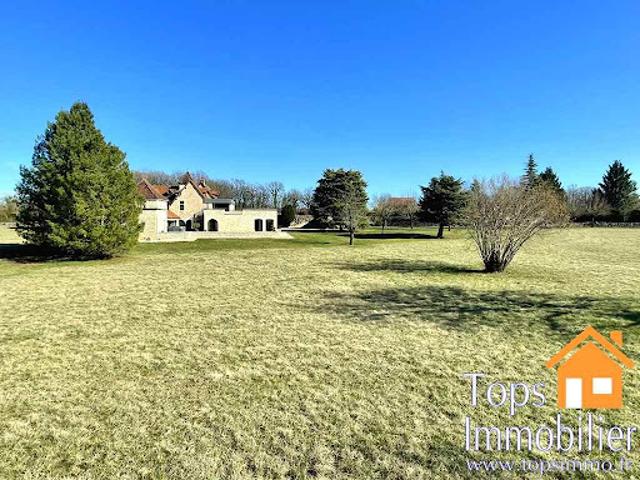 Vente Maison 10 pièces 249 m2 Villeneuve