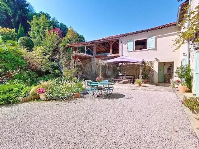 Vente Maison 10 pièces 250 m2 Aspet